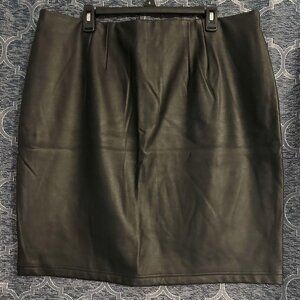 Loft Plus NWT women's 18 faux leather elastic waist midi skirt